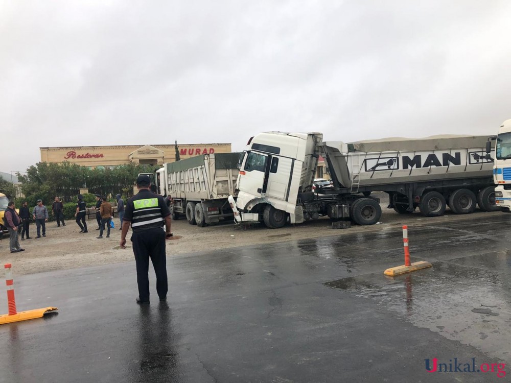 Quba yolunda yük maşınları TOQQUŞDU - Bir ailənin 3 üzvü öldü (FOTO)